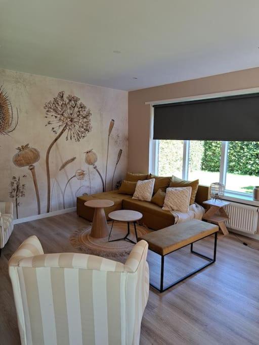 Вилла Family House Wakker Эмнес Экстерьер фото