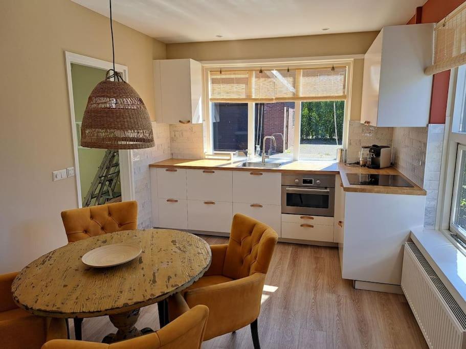 Вилла Family House Wakker Эмнес Экстерьер фото